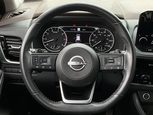 Used 2022 Nissan Rogue SL w/ SL Premium Package image 22