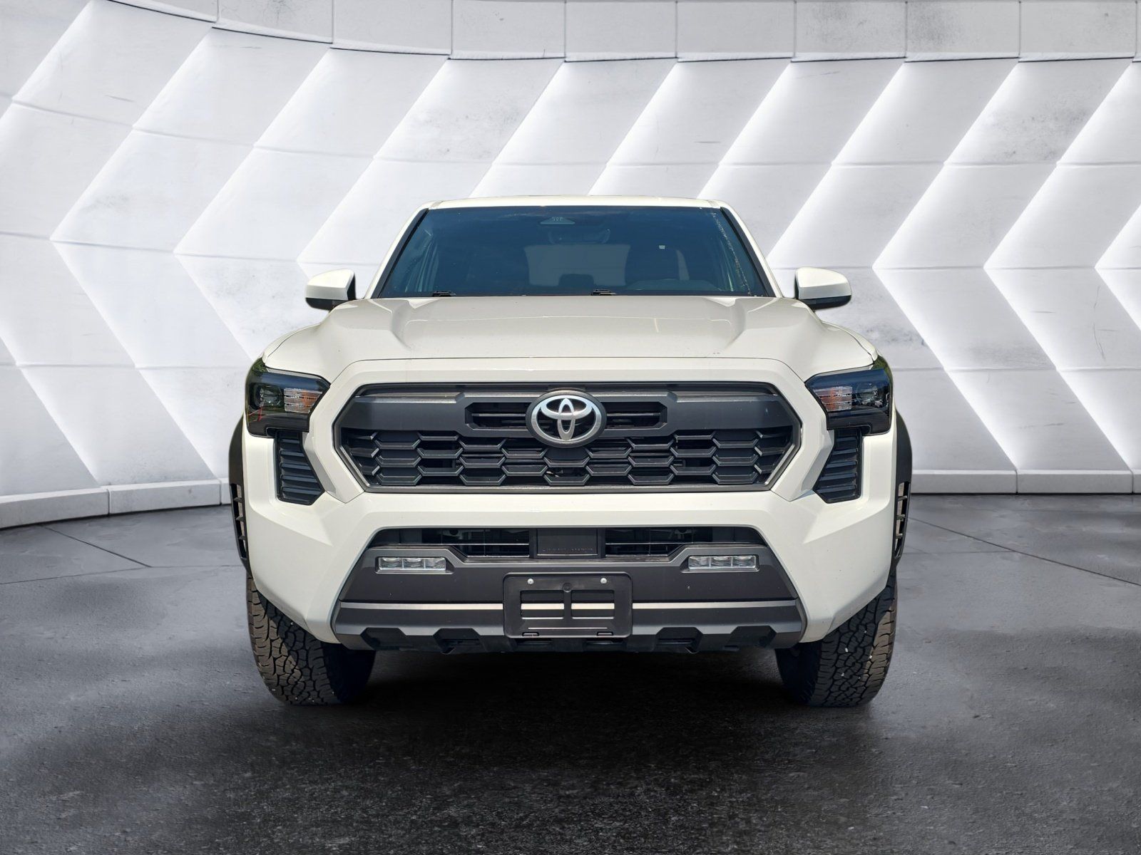 Used 2025 Toyota Tacoma TRD Off-Road AWD/4WD image 8