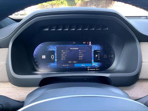 Used 2026 Volvo XC90 T8 Ultra w/ Lounge Package image 23