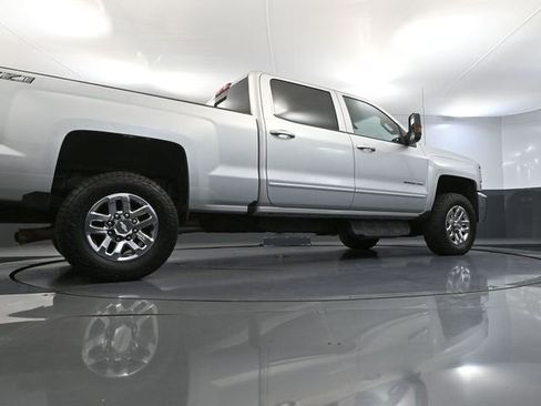 Used 2019 Chevrolet Silverado 3500 LT w/ LT Convenience Package AWD/4WD image 48