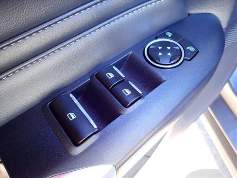 Used 2024 Ford Mustang Premium image 12