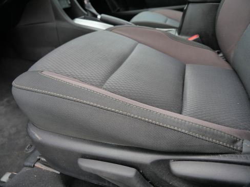 Certified 2019 Toyota Corolla LE FWD image 20