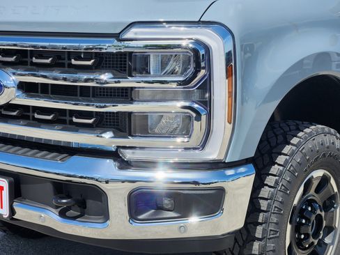 New 2026 Ford F250 King Ranch w/ Tremor Off-Road Package AWD/4WD image 6