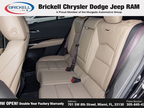 Used 2024 Cadillac XT4 Luxury w/ Cold Weather Package FWD image 15