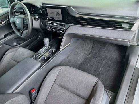 Used 2026 Toyota Camry LE FWD image 17