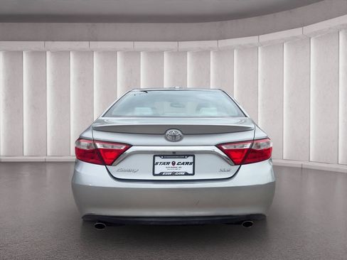 Used 2016 Toyota Camry XLE FWD image 4