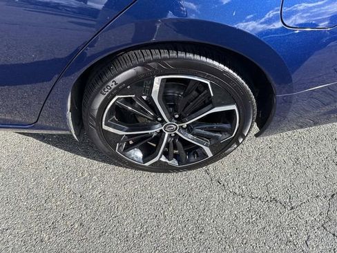 Used 2024 Nissan Altima 2.5 SR image 13