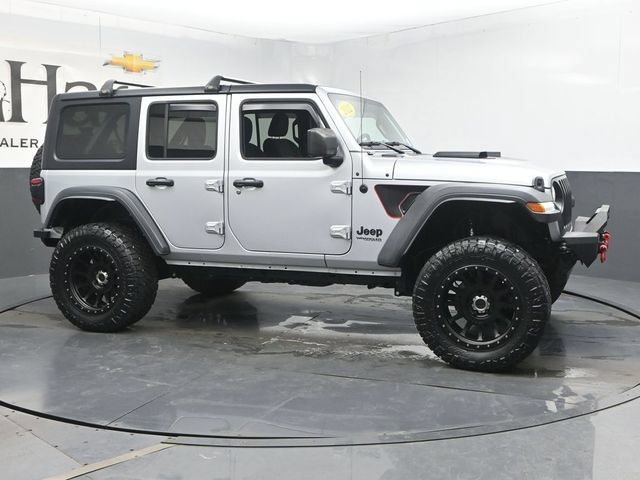 Used 2022 Jeep Wrangler Unlimited Sport AWD/4WD image 2