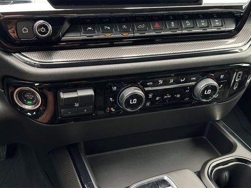 Certified 2023 Chevrolet Silverado 1500 ZR2 w/ Technology Package image 24