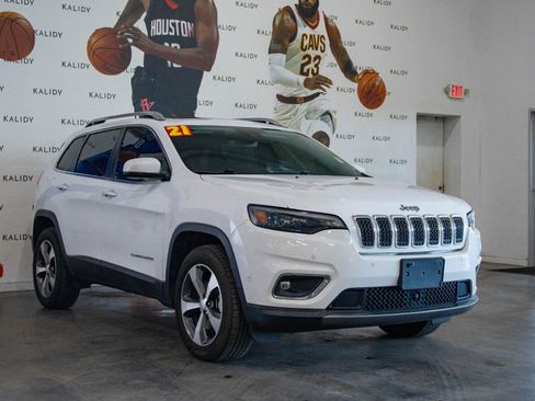 Used 2021 Jeep Cherokee Limited AWD/4WD image 19