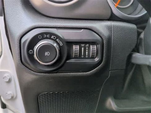 Used 2018 Jeep Wrangler Unlimited Sport S image 23