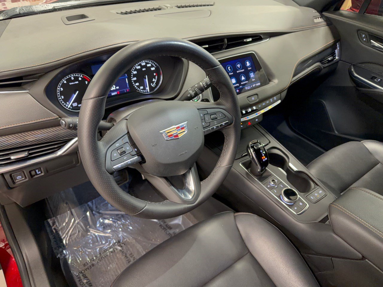 Used 2023 Cadillac XT4 Sport FWD image 4
