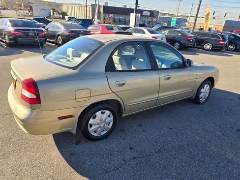 Used 2000 Daewoo Nubira SE image 8