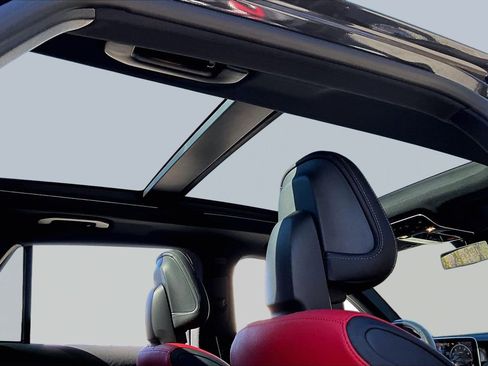 Used 2023 Mercedes-Benz GLC 300 image 16