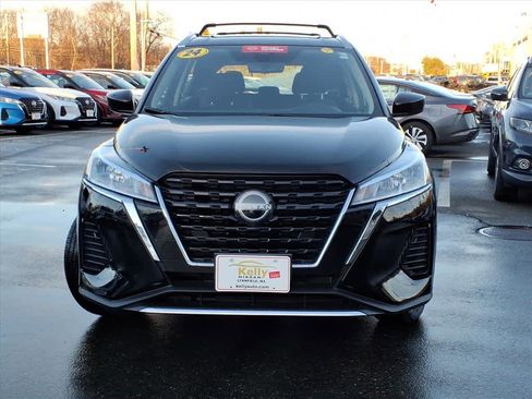 Used 2024 Nissan Kicks SV w/ Interior Electronics Package image 2