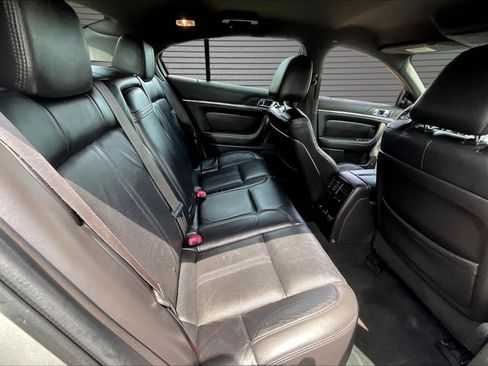 Used 2010 Lincoln MKS FWD image 23