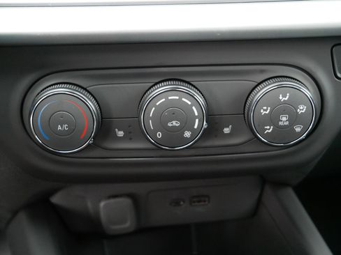 New 2026 Chevrolet Trax LS w/ LS Convenience Package image 8