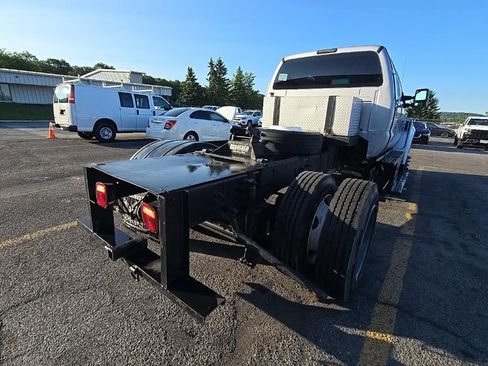 Used 2019 Ford F650 2WD Crew Cab Super Duty image 4