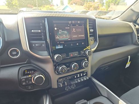 New 2026 RAM 1500 Big Horn AWD/4WD image 19