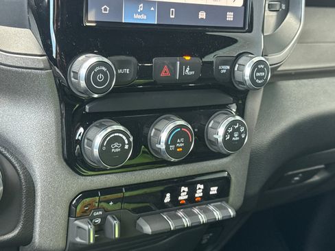 New 2026 RAM 1500 Warlock AWD/4WD image 18