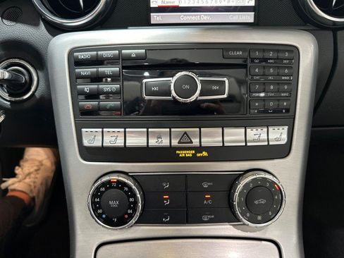 Used 2013 Mercedes-Benz SLK 250 image 53