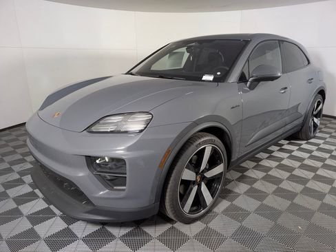 New 2025 Porsche Macan 4 Electric image 1