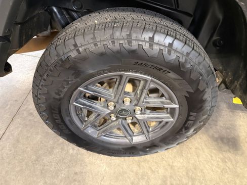 Used 2024 Jeep Wrangler Unlimited Sport AWD/4WD image 26