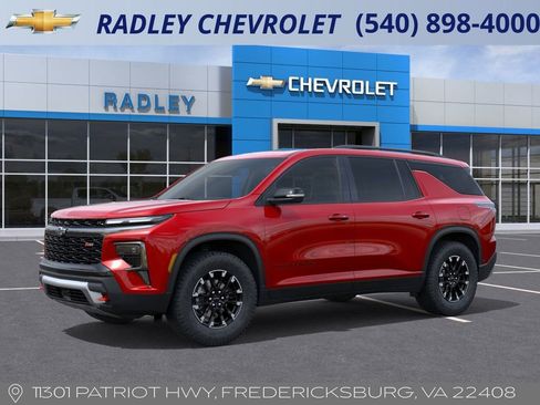 New 2026 Chevrolet Traverse Z71 w/ Driver Confidence Package image 2