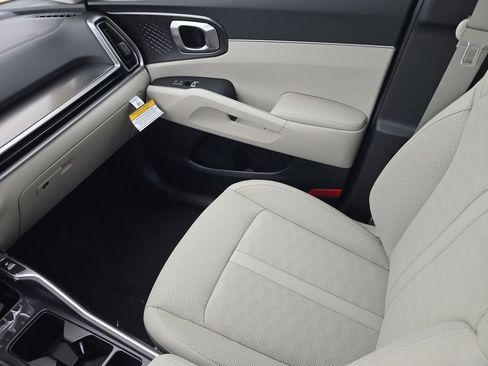 New 2026 Kia Sorento S image 15