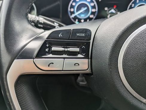 Certified 2023 Hyundai Elantra Limited FWD image 22