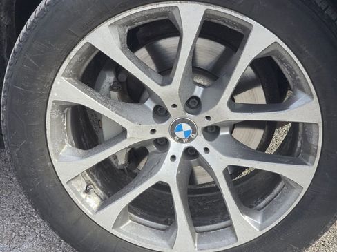 Used 2019 BMW X5 xDrive40i w/ Premium Package image 10