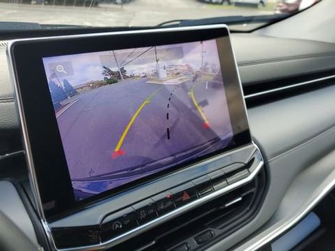 Certified 2022 Jeep Compass Limited image 16