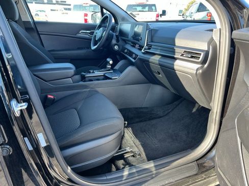 Used 2024 Kia Sportage LX AWD/4WD image 17