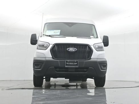 New 2026 Ford Transit 250 148 Medium Roof w/ Load Area Protection Package image 47