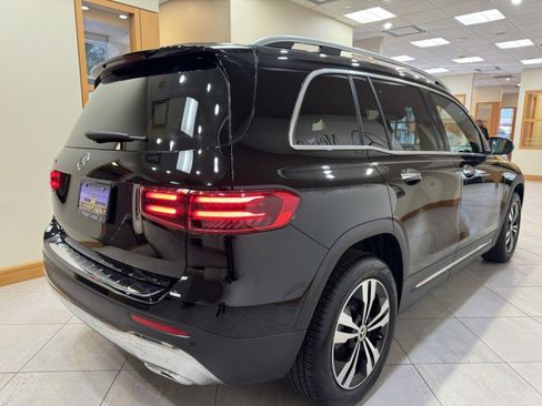 Certified 2025 Mercedes-Benz GLB 250 image 5