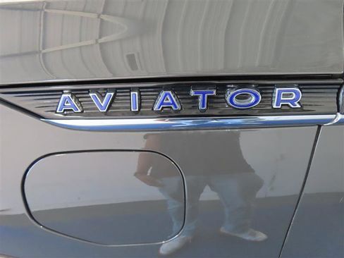 Used 2023 Lincoln Aviator Black Label Grand Touring w/ Class IV Trailer Tow Package image 8