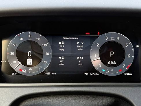 Certified 2026 Land Rover Range Rover Velar Dynamic SE AWD/4WD image 31