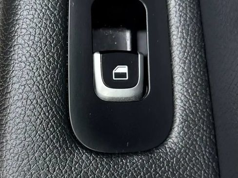 Used 2021 Kia Stinger GT RWD image 31