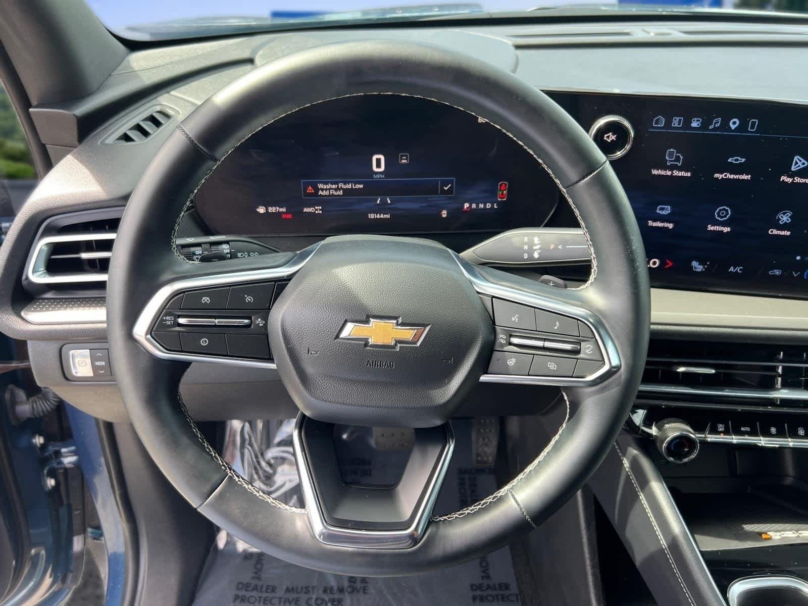 Certified 2026 Chevrolet Traverse LT AWD/4WD image 16