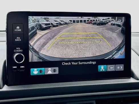 Certified 2025 Honda Pilot Black Edition image 16