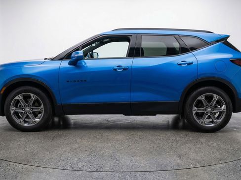 Used 2025 Chevrolet Blazer LT image 5