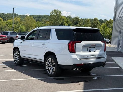 Used 2021 GMC Yukon Denali w/ Denali Premium Package AWD/4WD image 10