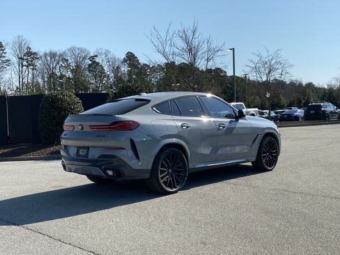 Used 2026 BMW X6 xDrive40i w/ Climate Comfort Package image 2