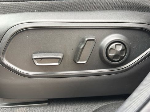 New 2026 Jeep Grand Cherokee Limited image 17