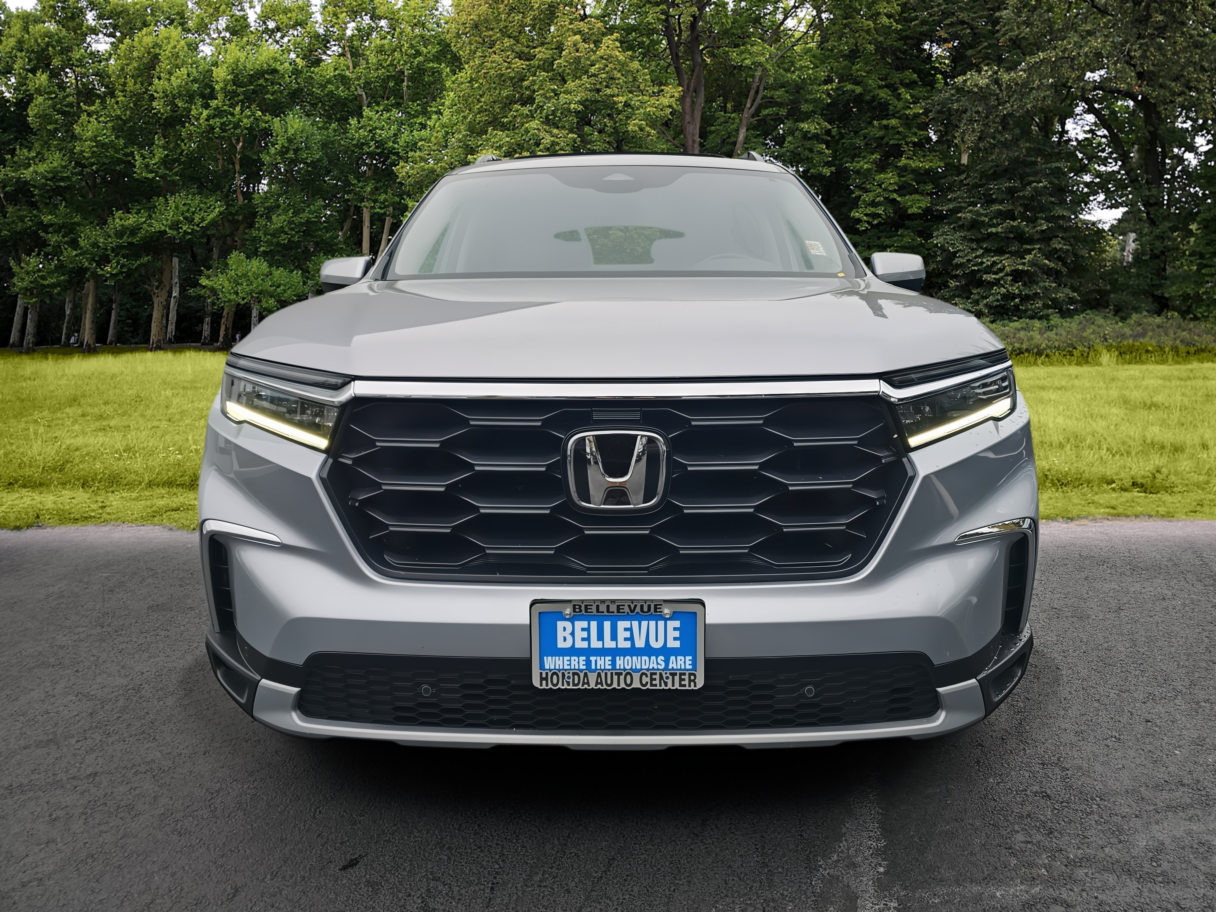 Used 2024 Honda Pilot EX-L image 2