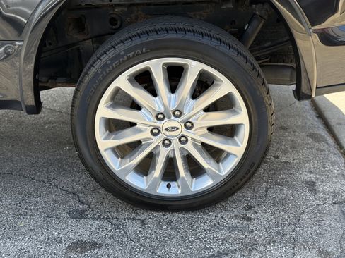 Used 2019 Ford F150 Limited AWD/4WD image 30