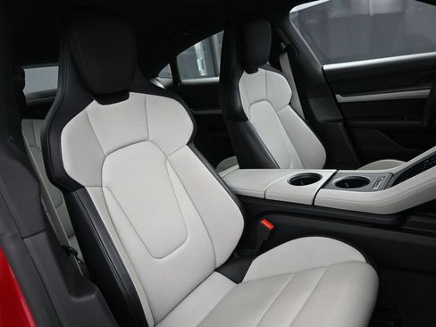 Used 2025 Porsche Taycan RWD image 26