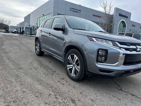 Used 2023 Mitsubishi Outlander Sport ES image 5