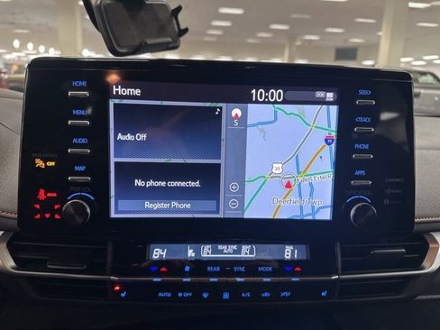 Used 2024 Toyota Sienna XSE image 21