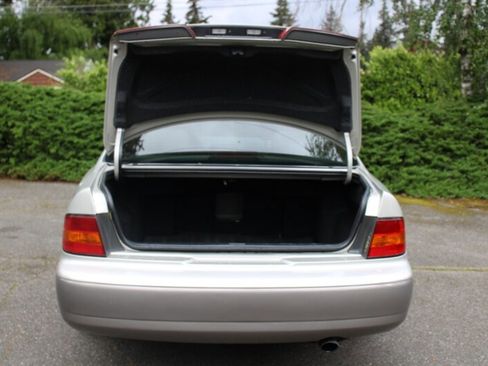 Used 1999 Lexus ES 330 FWD image 17